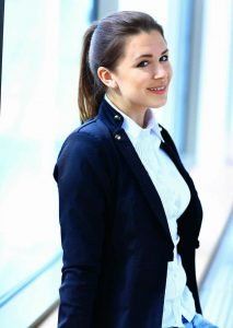 business-woman-female-ceo-business-woman 3
